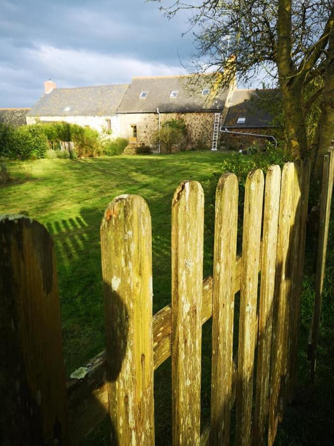 Chambres D'Hotes Ferme De La Baie Roz sur Couesnon Bagian luar foto
